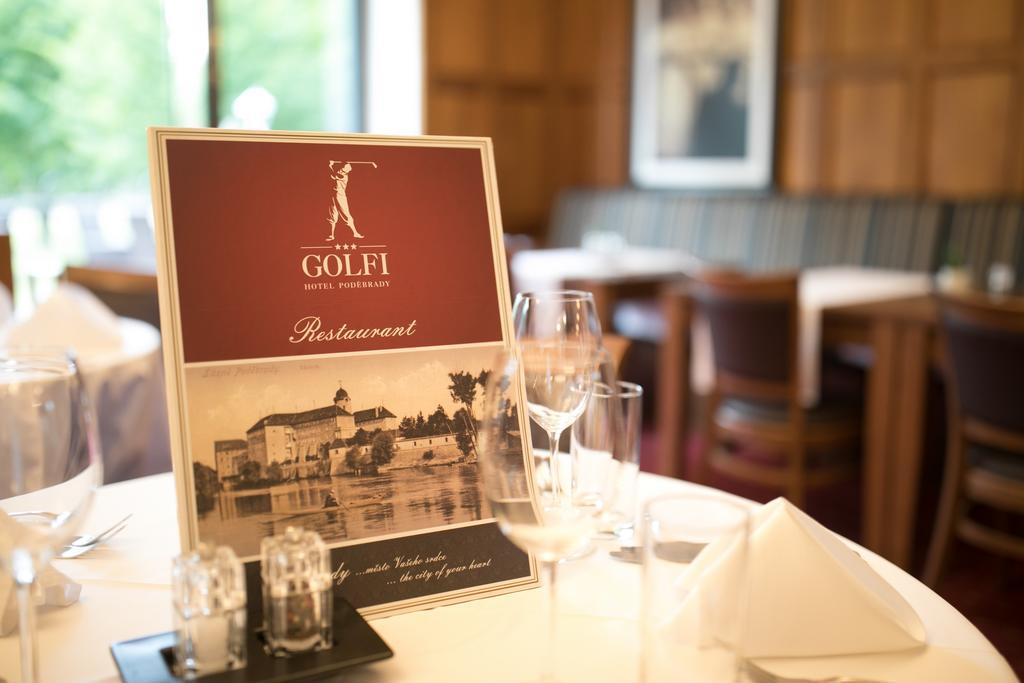 Hotel Golfi ปอดเยบราดิ ภายนอก รูปภาพ